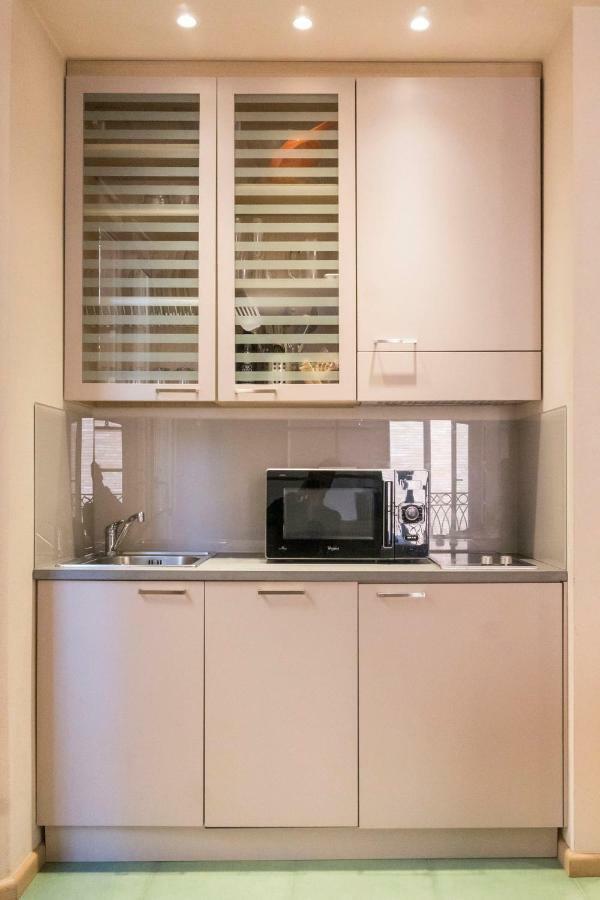 Bologna Elegance Apartment ภายนอก รูปภาพ