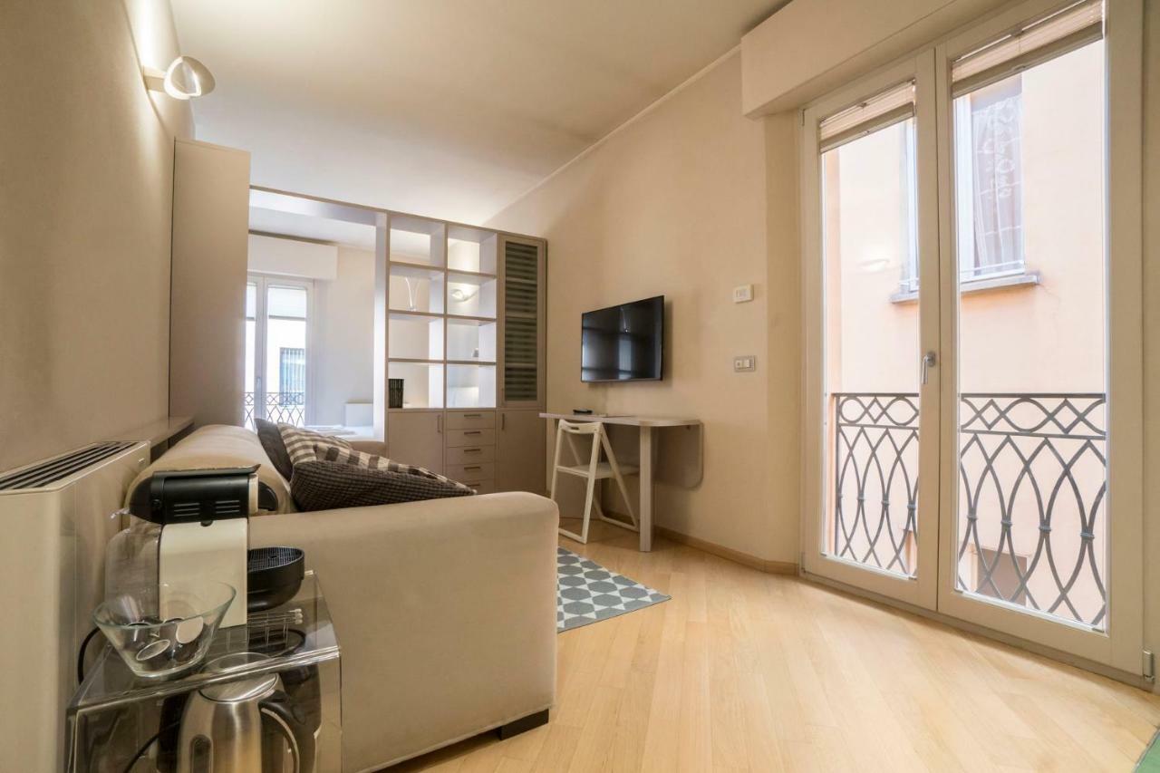 Bologna Elegance Apartment ภายนอก รูปภาพ